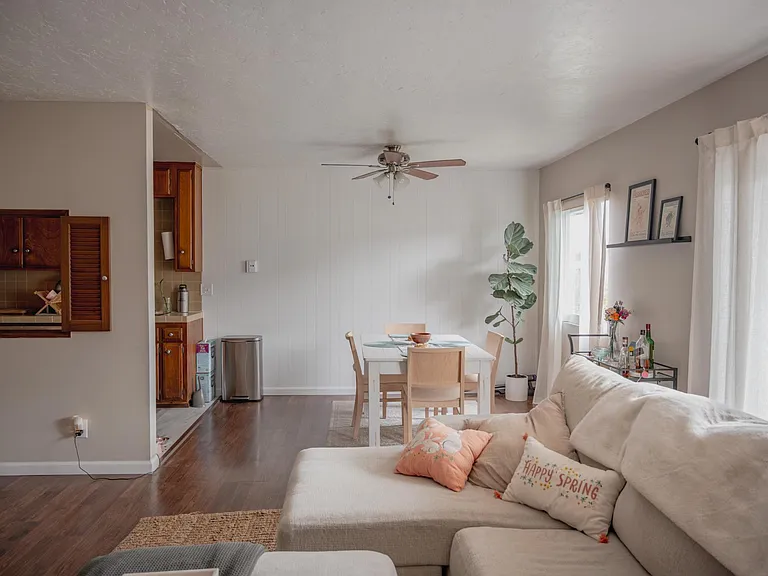Megan Court Apartments — Photo 14