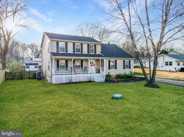 442 Magnolia Dr, Edgewater, MD 21037