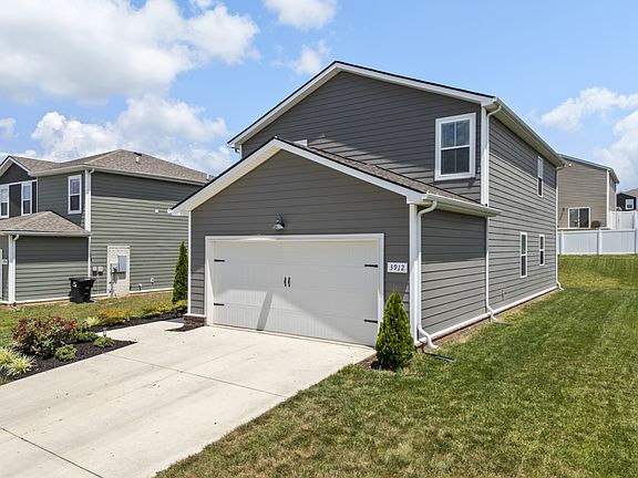 2nd image of 3912 Sadie St