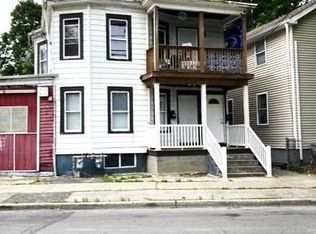 127 Winnikee Ave, Poughkeepsie, NY 12601
