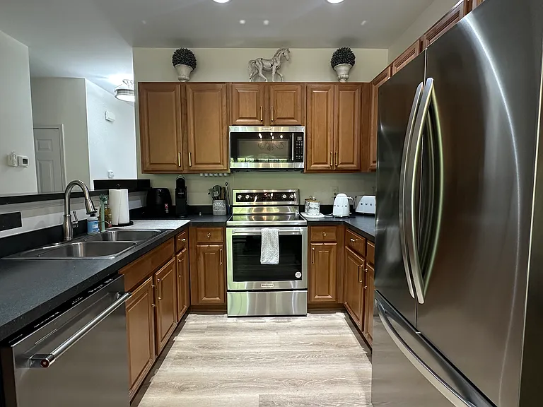 3160 Cedar Glade Ln — Photo 6