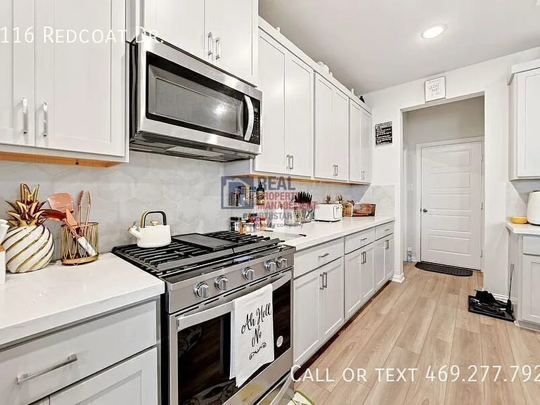 1116 Redcoat Dr — Photo 8