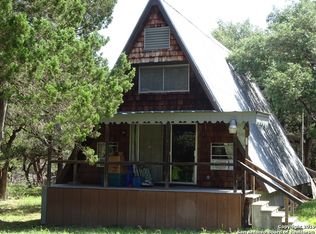 143 Cedar St, Pipe Creek, TX 78063