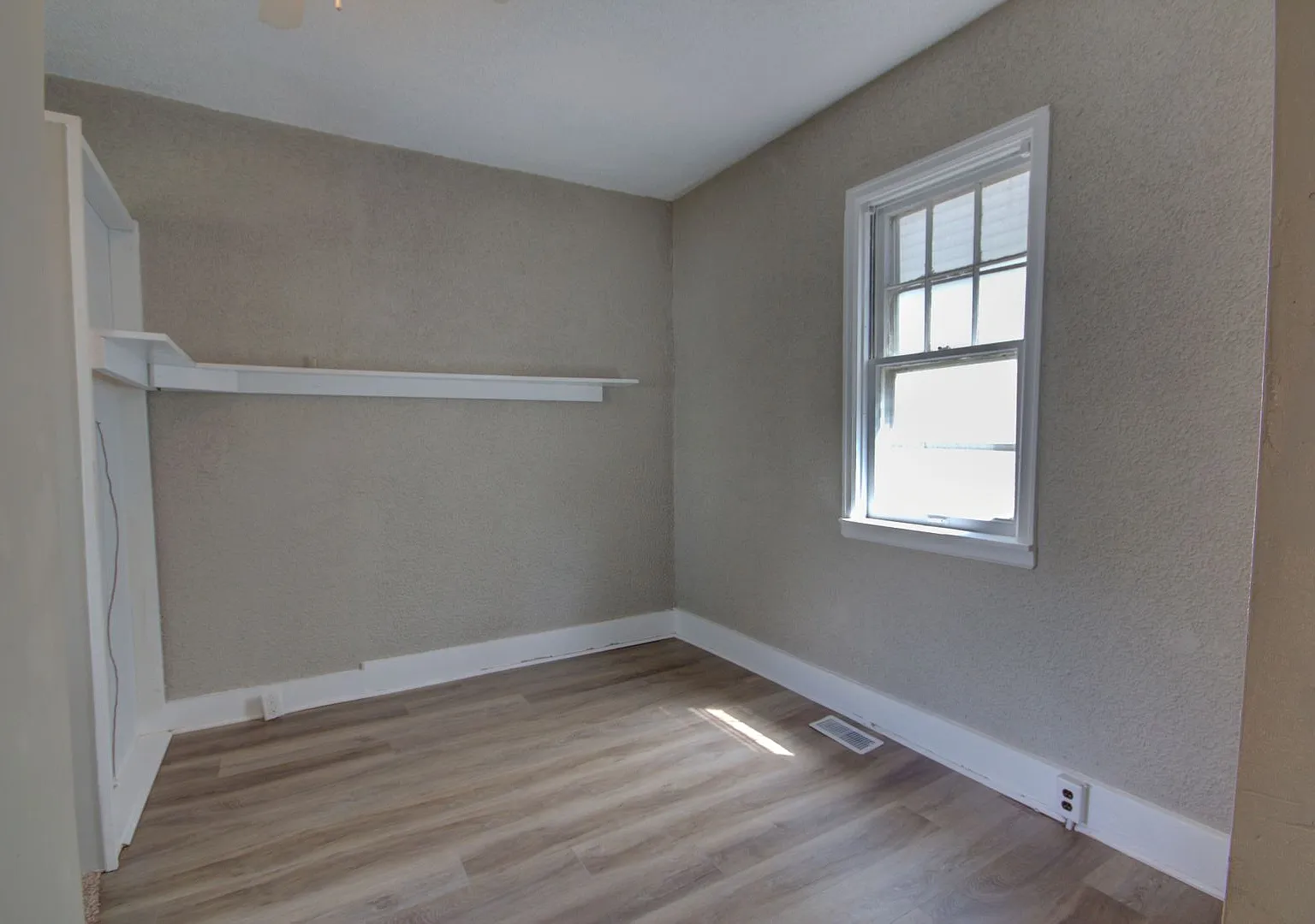 Cozy 1 bedroom home — Photo 4