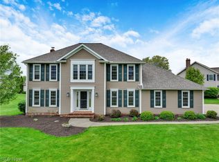 10172 Bissell Dr, Twinsburg, OH 44087