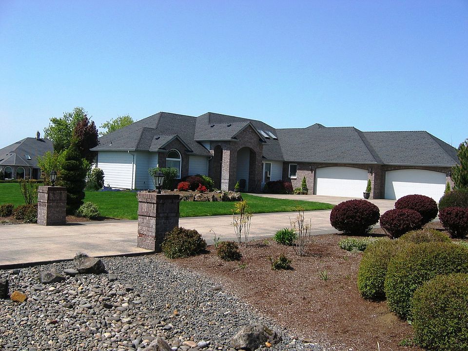 1st image of 24500 NE 128th St