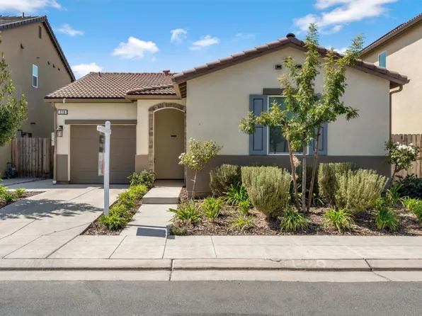 310 Talus Way S, Madera, CA 93636