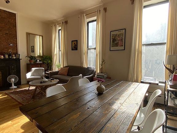 3rd image of 517 Atlantic Ave #2