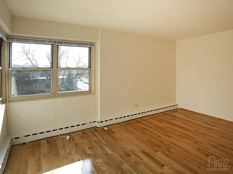 5630 N Sheridan Rd — Photo 6