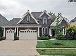 349 Founders Cir, Avon Lake, OH 44012
