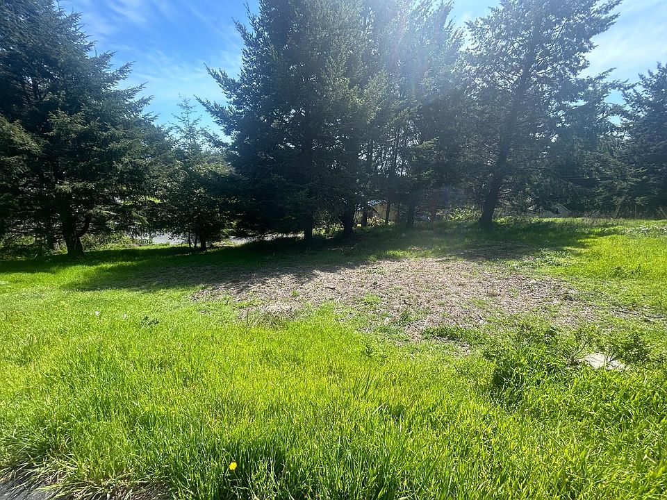 1st image of 56 Vista Rd