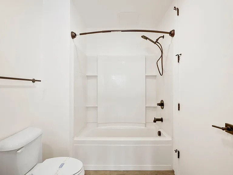 Nest — Photo 18
