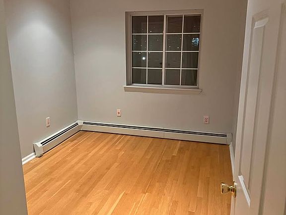 5th image of 1565 Boston Rd Floor 1