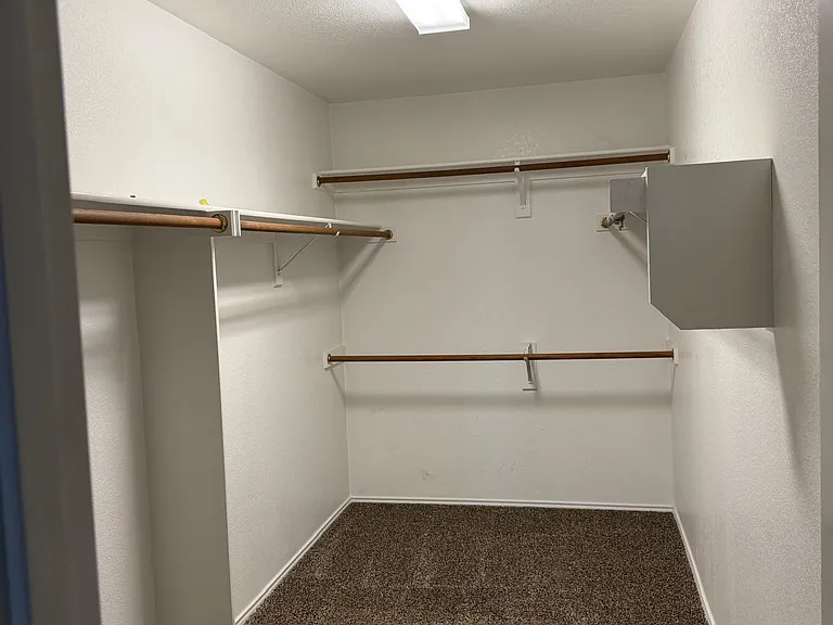 3104 Deleon Dr — Photo 23