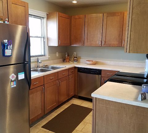 2nd image of 620 Evergreen Ln