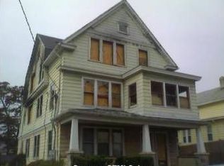 76 Eastwood Ave, Waterbury, CT 06705