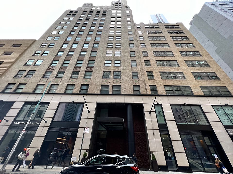 1st image of 88 Greenwich St APT 301