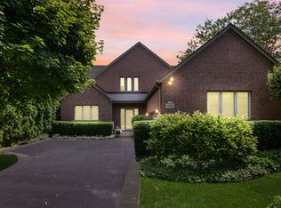 1105 Saint Johns Ave, Highland Park, IL 60035