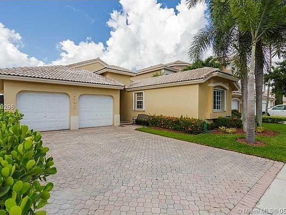 5th image of 10972 NW 73rd St
