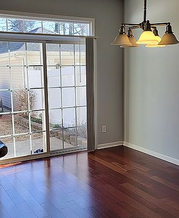 5th image of 126 Morning Mist Ln APT B
