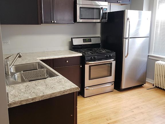 2nd image of 408 Marengo Ave #2S