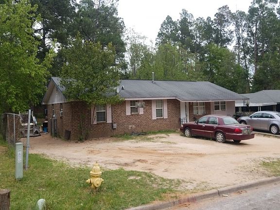 3rd image of 2348 Amsterdam Dr