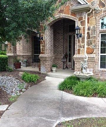 4th image of 327 Silver Canyon Dr