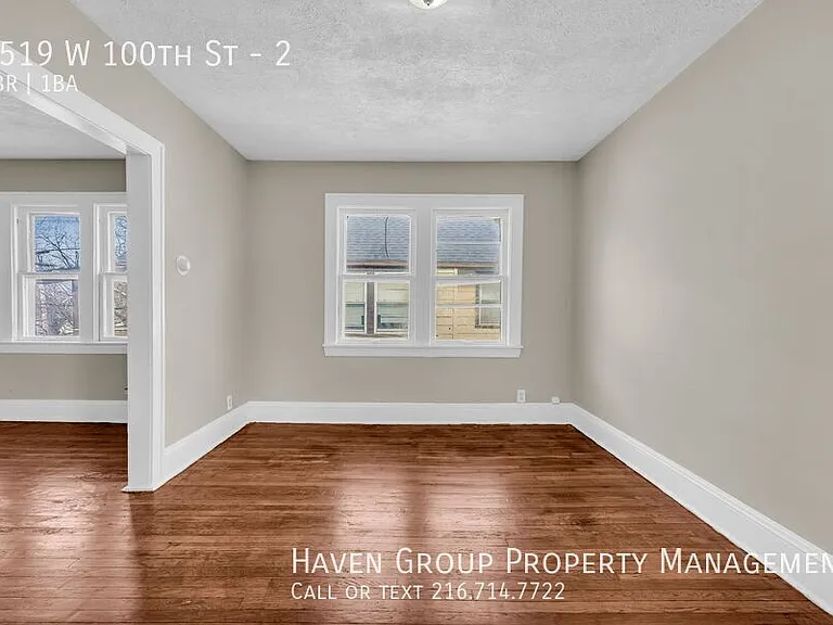 3519 W 100th St #2 — Photo 5