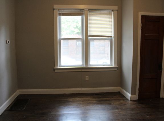 5th image of 1834 W Augusta Blvd
