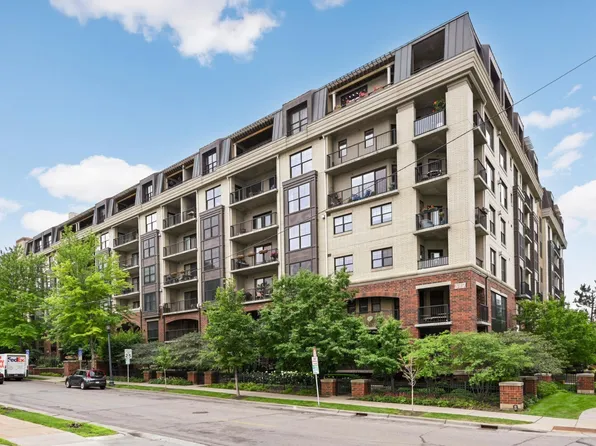 317 Groveland Ave Unit 301, Minneapolis, MN 55403