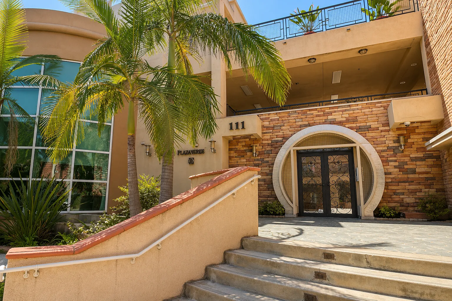 1 bed, 750 sqft, $2,300 — Photo 1