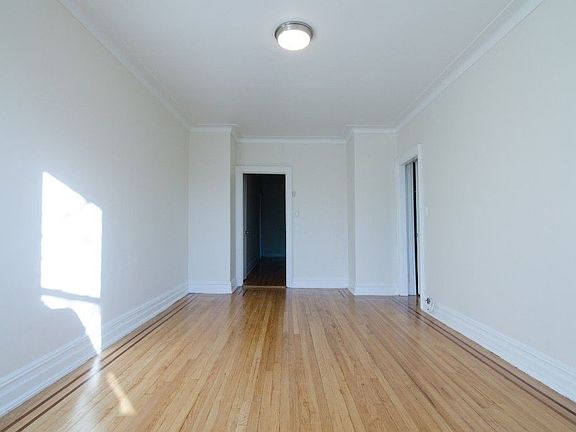 3rd image of 3725 81st St #5I