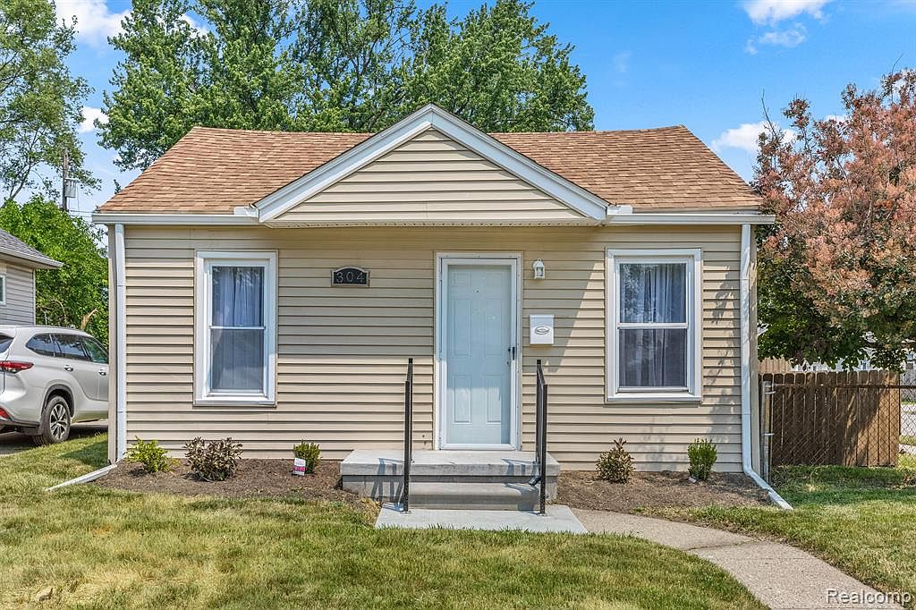 304 W Kalama Ave, Madison Heights, MI 48071 Zillow