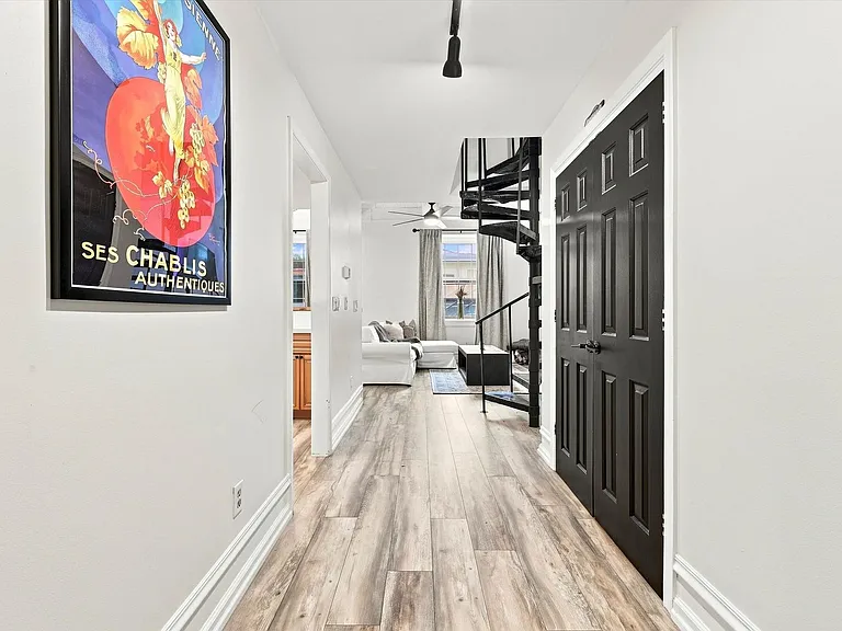 2400 Baynard Blvd #4 — Photo 2