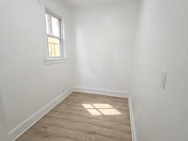 878 S 19th St #1A — Photo 3