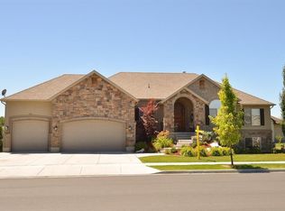 1792 S Doral Dr, Syracuse, UT 84075