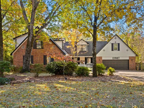 13907 Hinson Rd, Little Rock, AR 72212