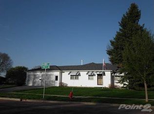 1400 E 5th Ave, Mitchell, SD 57301