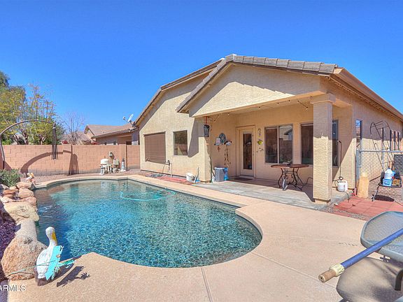 5th image of 45113 W Yucca Ln