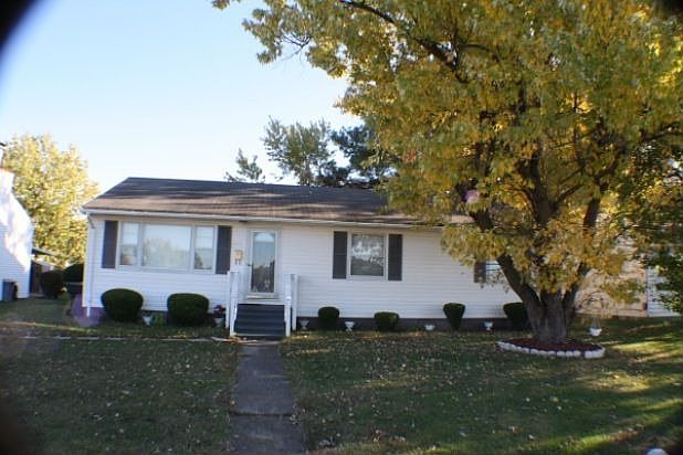 1st image of 3403 Sunnyside Dr