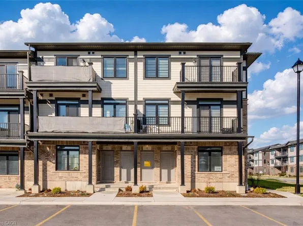 6 Lomond Ln, Kitchener, ON N2R 0R4