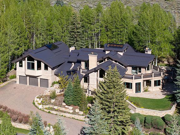 2nd image of 160 Telemark Rd