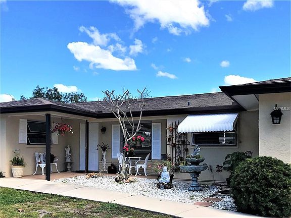 3rd image of 3216 Colony Ct