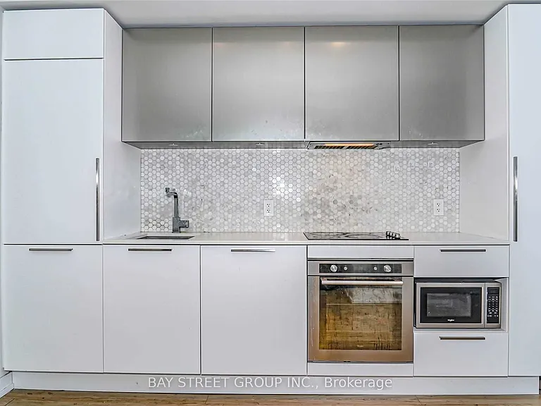 85 Wood St #Penthouse 07 — Photo 8