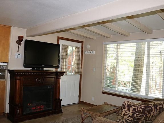 3rd image of 962 Eureka Dr