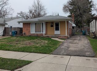 24876 Dale Ave, Eastpointe, MI