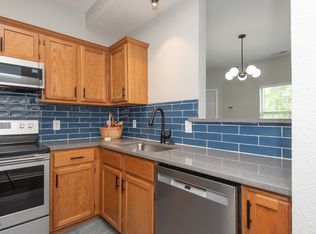 Melrose Court, Lawrence, KS 66044