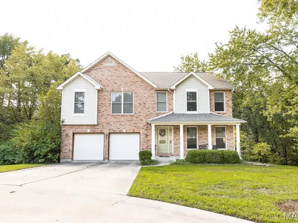224 Hall Point, Fairview Heights, IL 62208