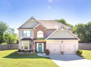 19 Sugar Loaf Ln, Fort Mitchell, AL 36856