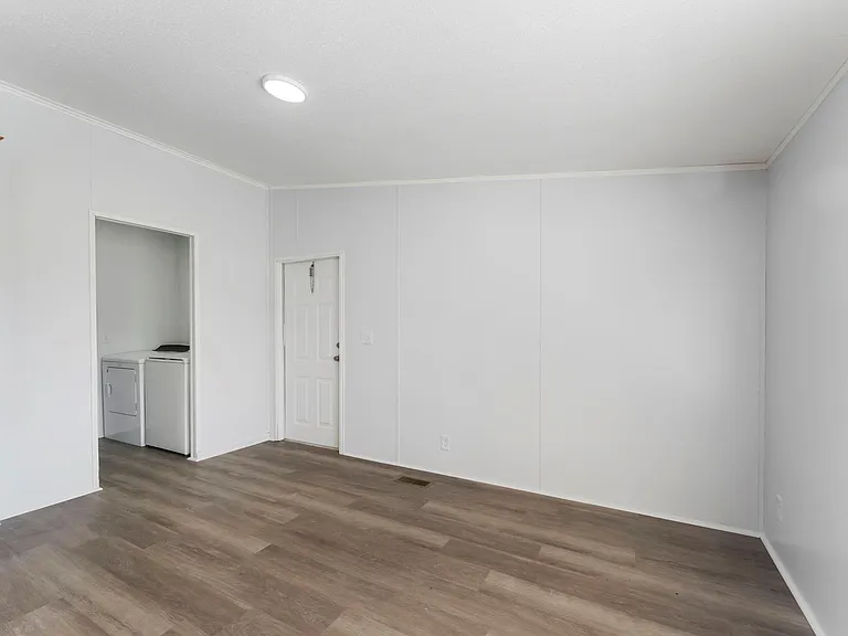 150 Pegasus Ct — Photo 39